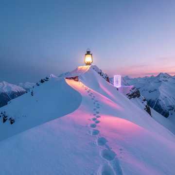 南山雪舞