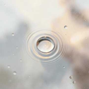 雨后玻璃