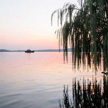 古宇湖畔
