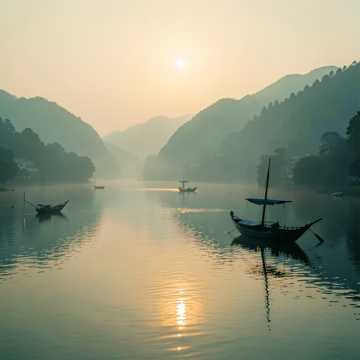 灵山晨雾-版本2