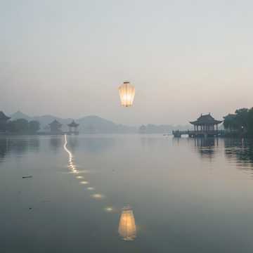 昙花一现