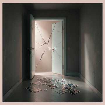 Cracked Door Echoes