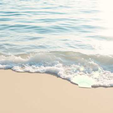 浪花轻飘飘