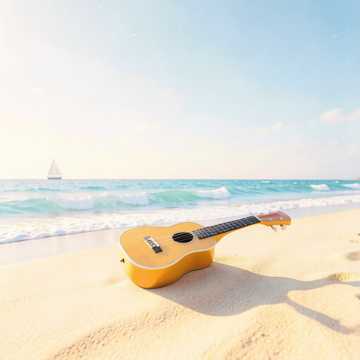 海风撞进初夏