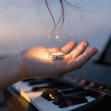戒指里的星光