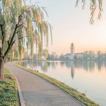 晓南湖畔