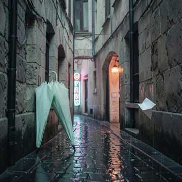 青瓷雨伞
