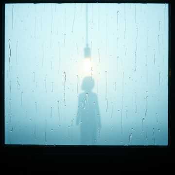 空房间的雨声