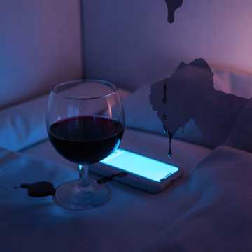 隔屏的夜把酒
