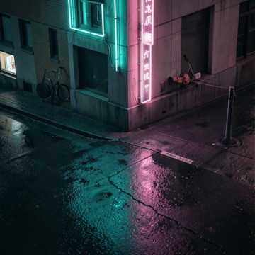 城市霓虹烧不尽
