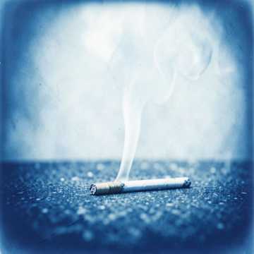 薄烟对坐-版本2