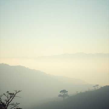 瑞云山晨雾