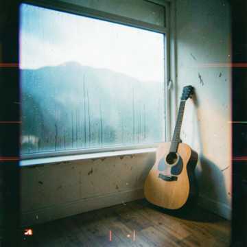 雨痕隔着山河